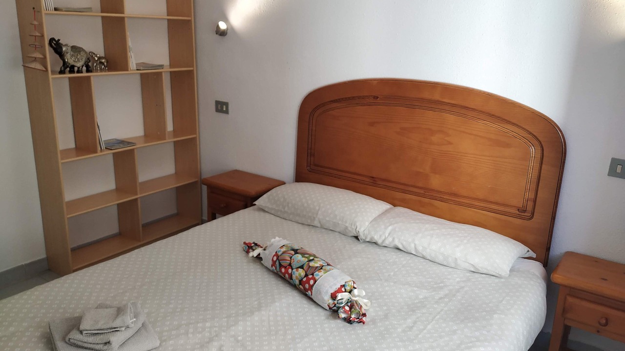 Photo of Bedroom in Sort