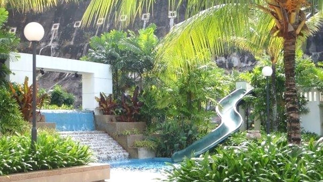 Photo of Outdoor in Miami Green