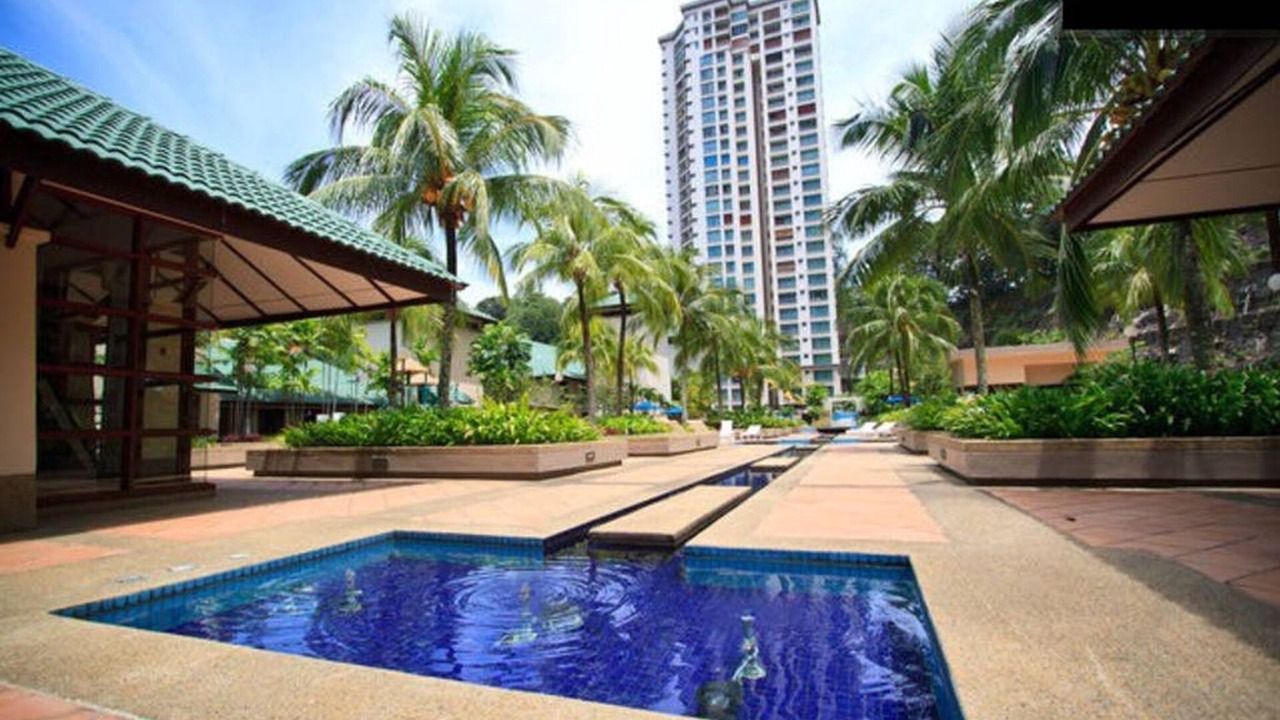 Photo of Outdoor in Miami Green