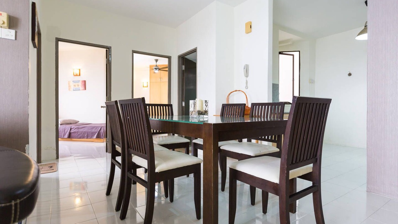 Photo of Others in Miami Green