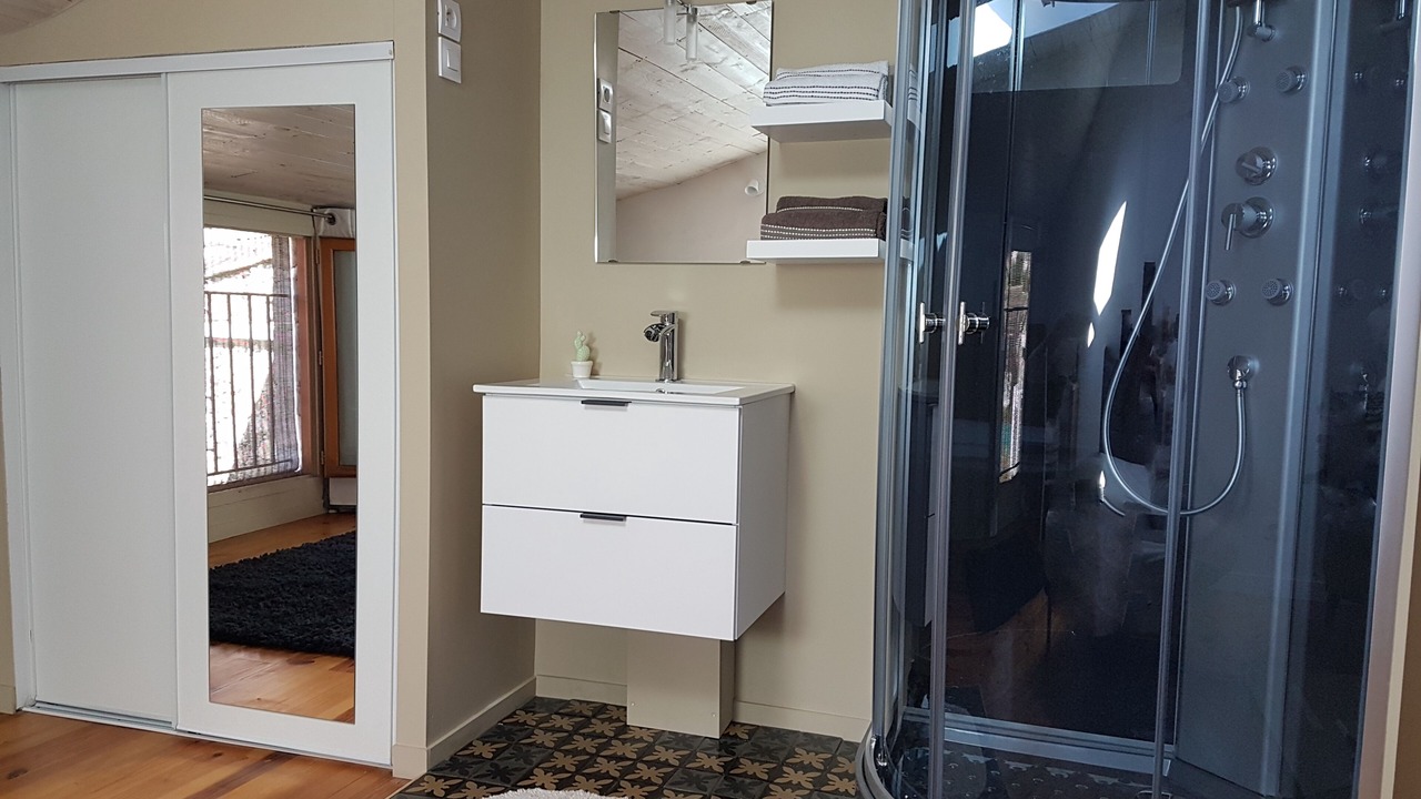 Photo of Bathroom in Gignac