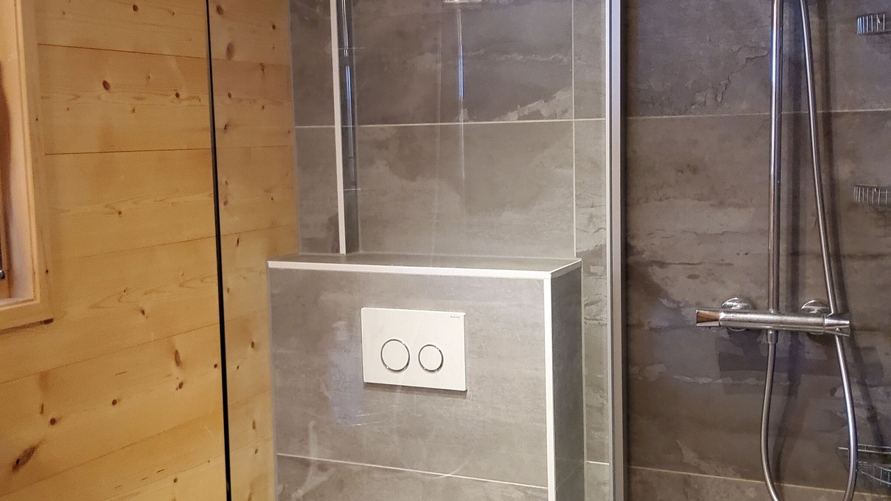 Photo of Bathroom in Saint-Luc
