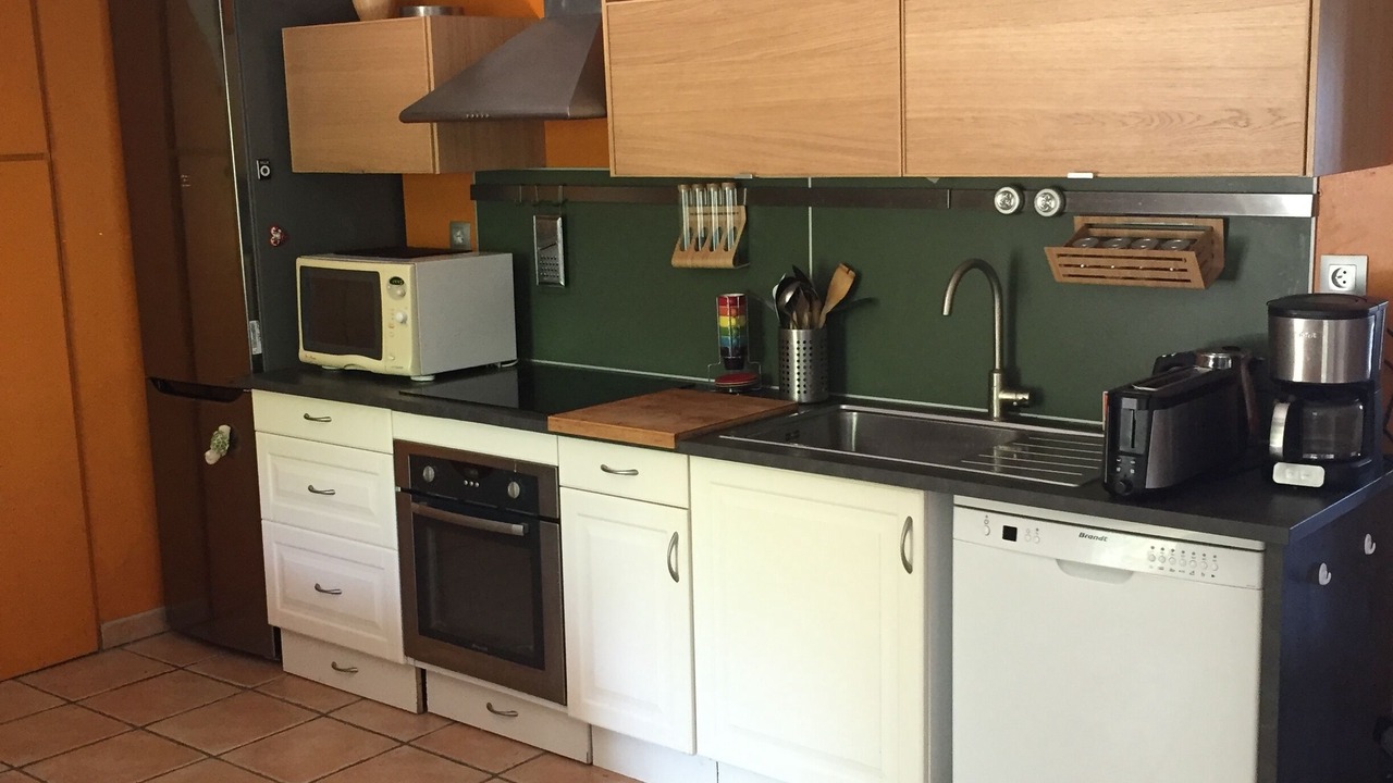 Photo of Kitchen in Roujan