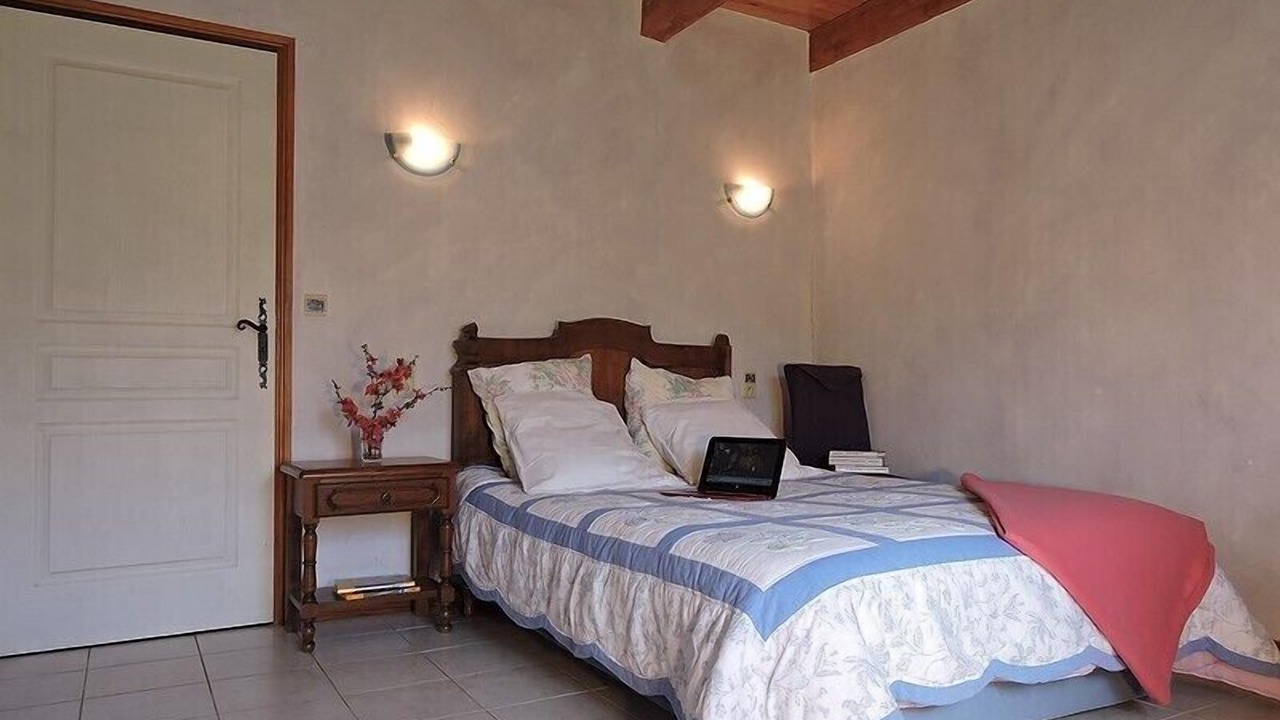 Photo of Bedroom in Montredon-Labessonnie