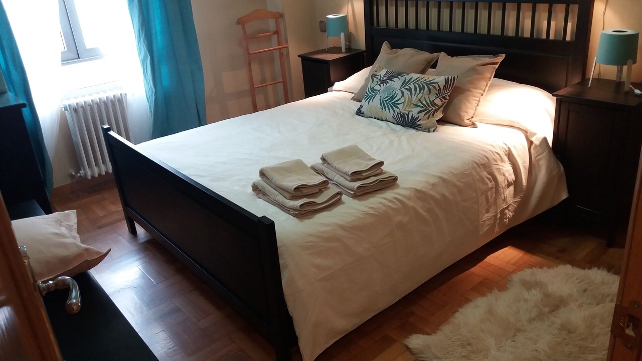 Photo of Bedroom in Logrono City Centre