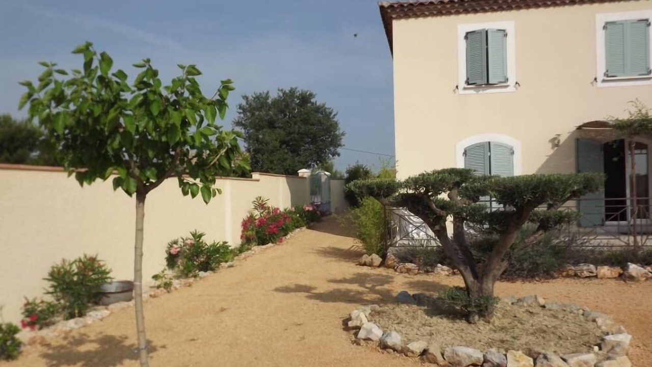 Photo of Outdoor in Aigremont