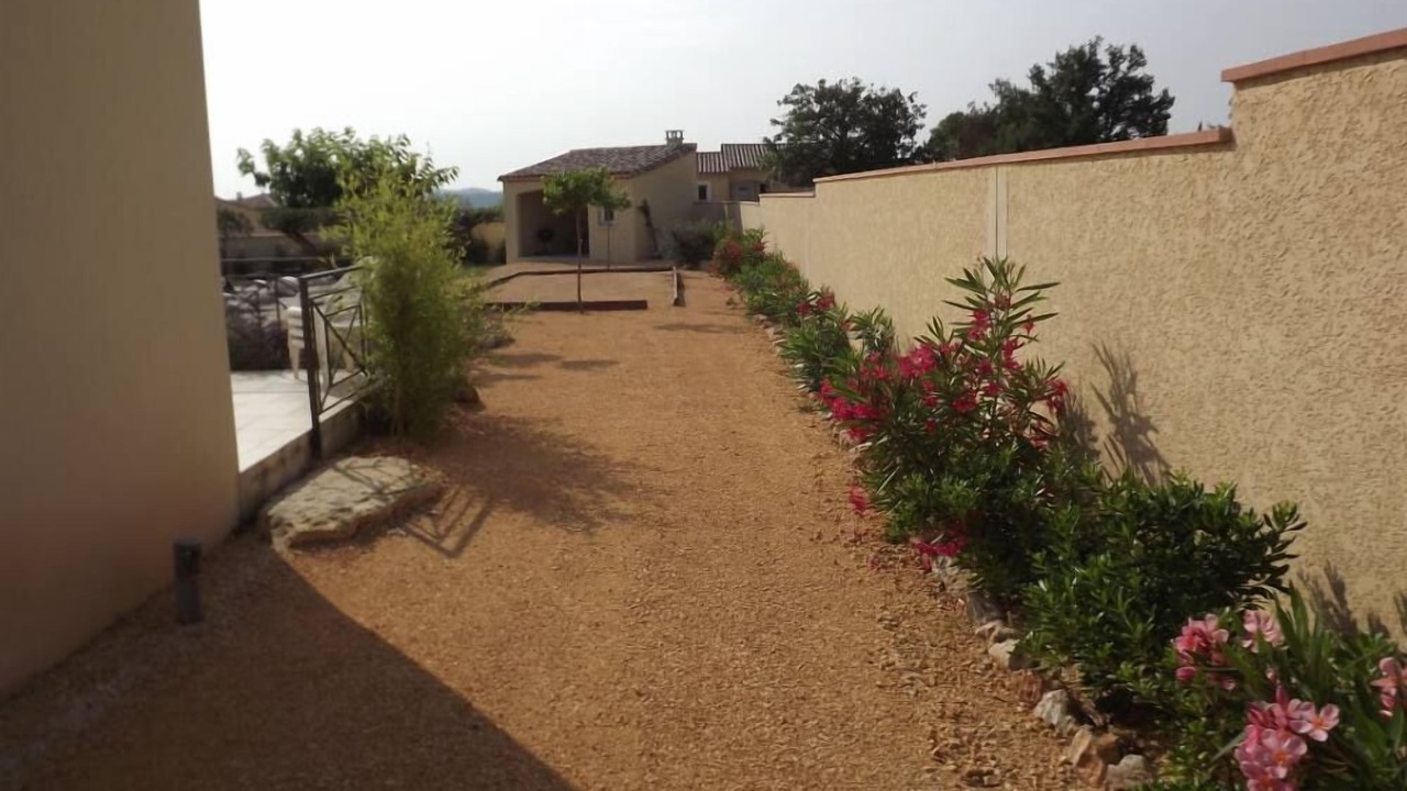 Photo of Outdoor in Aigremont