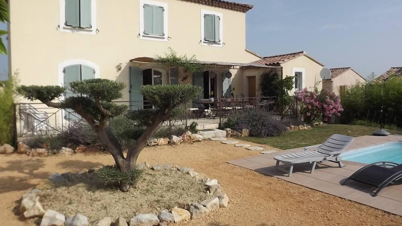 Photo of Outdoor in Aigremont