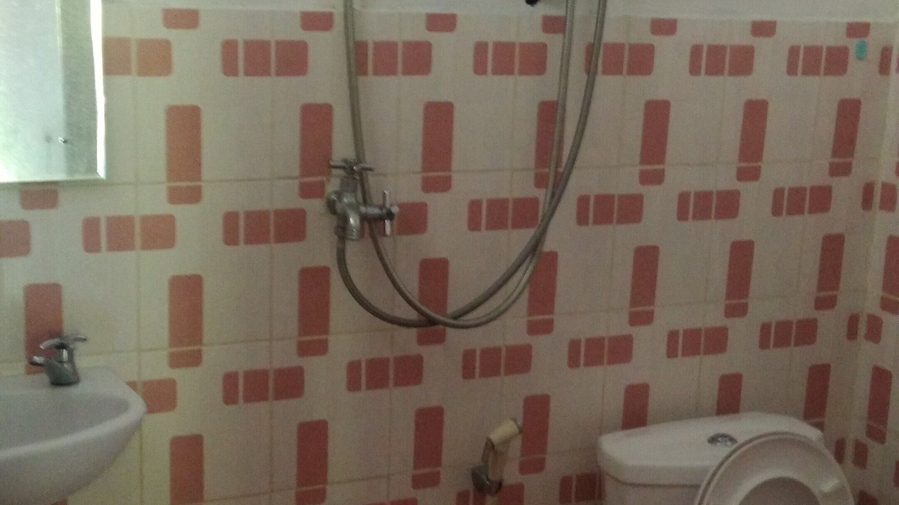 Photo of Bathroom in Airmadidi