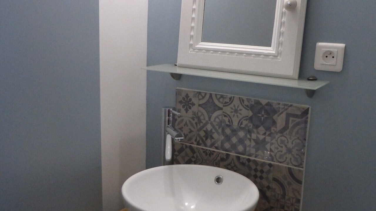 Photo of Bathroom in Fabrezan