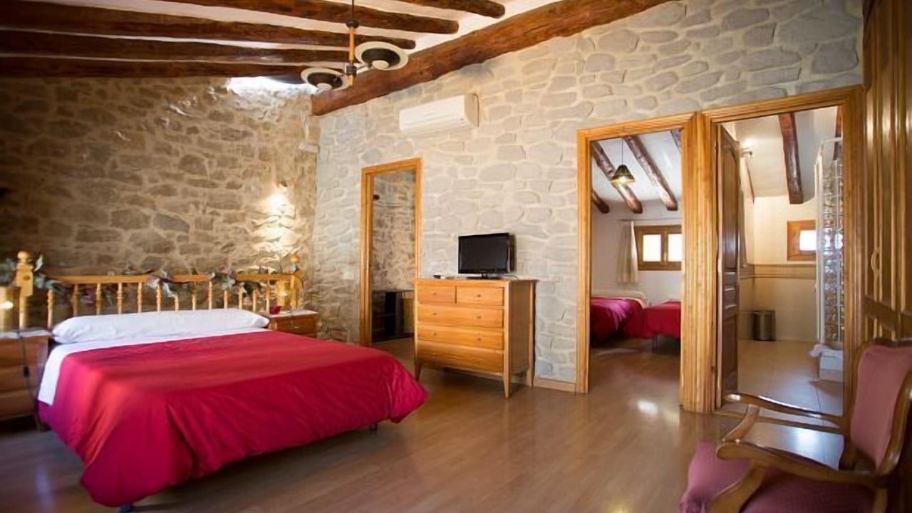 Photo of Bedroom in Caseres