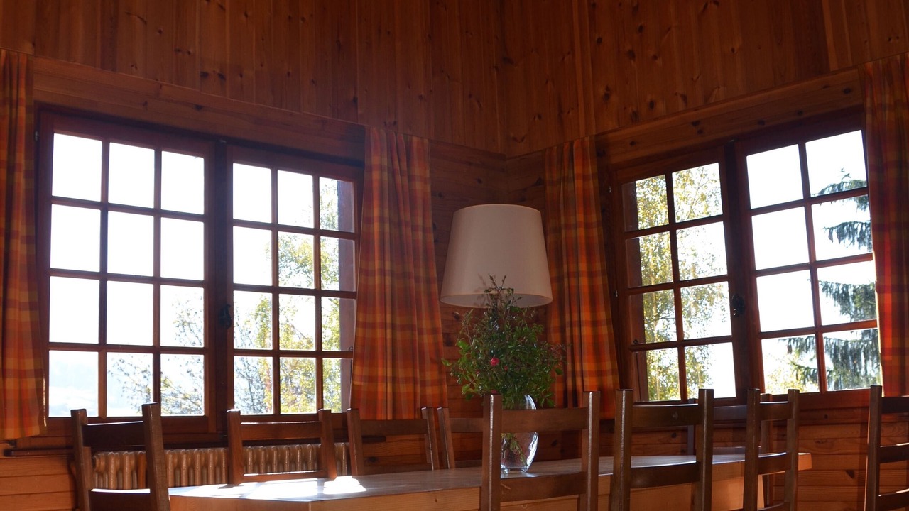 Photo of Others in Thones