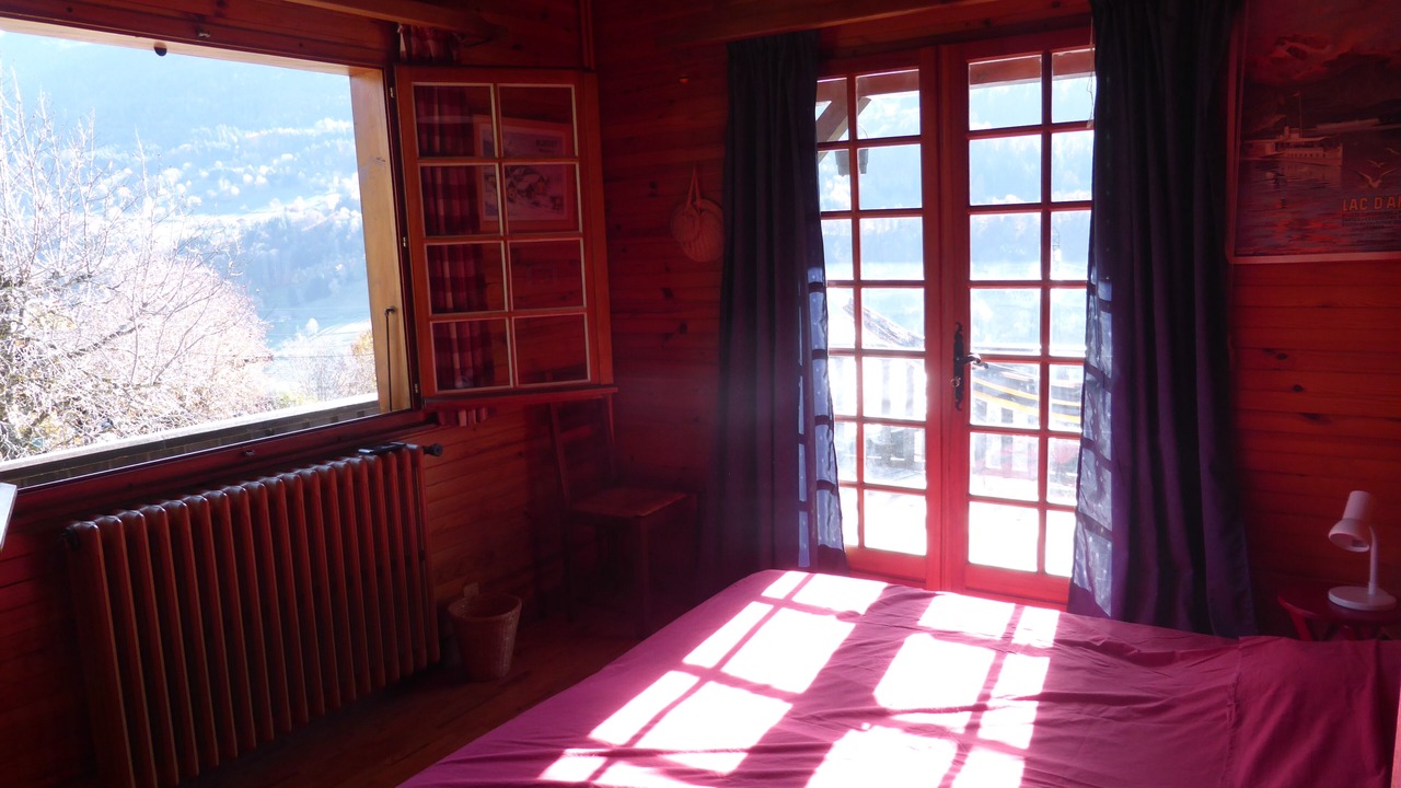 Photo of Bedroom in Thones