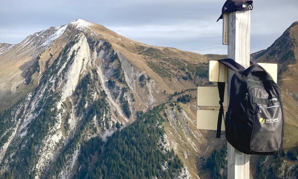 Photo of Others in Thones