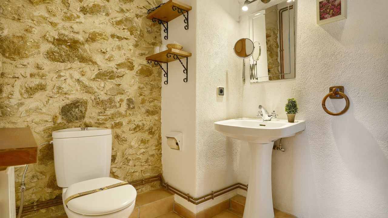 Photo of Bathroom in Torroella de Montgri