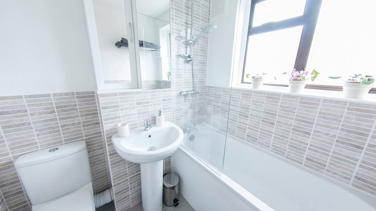 Photo of Bathroom in St. Leonard's