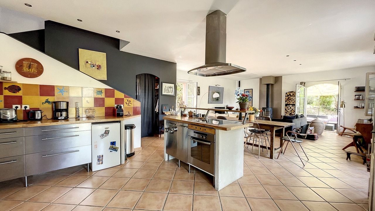 Photo of Others in Cadenet