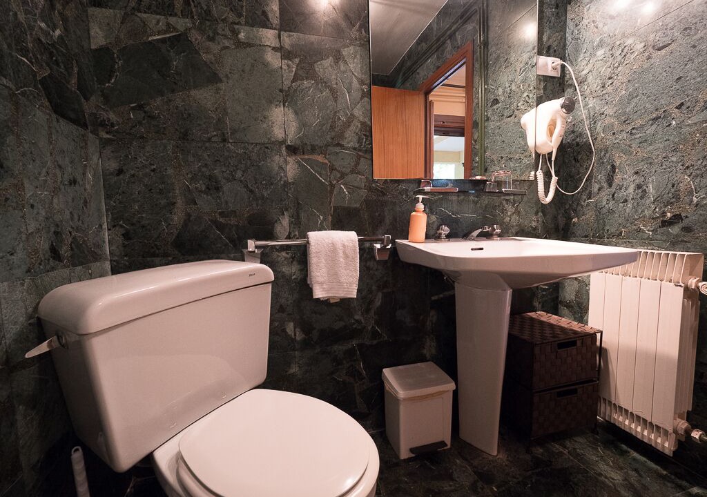 Photo of Bathroom in Las Ventas de Santa Lucia