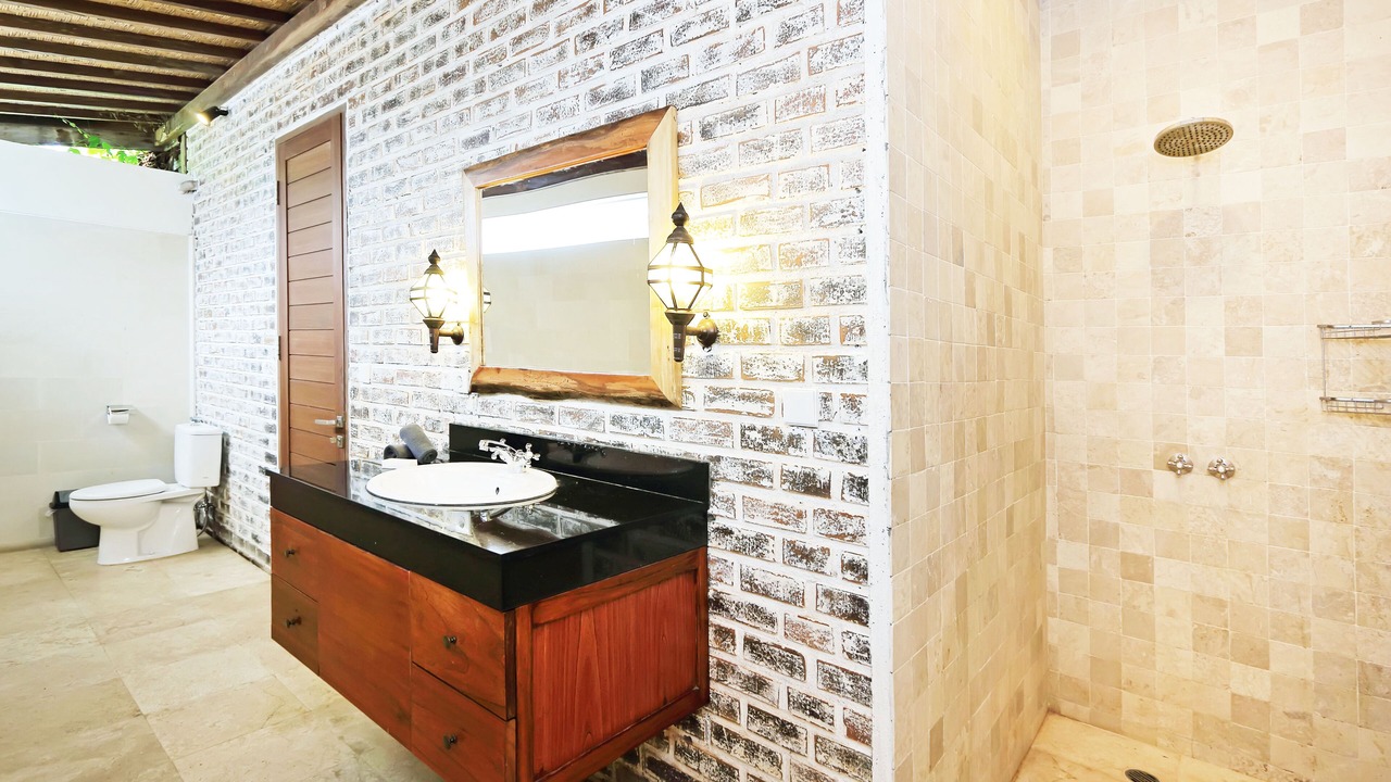 Photo of Bathroom in Pererenan