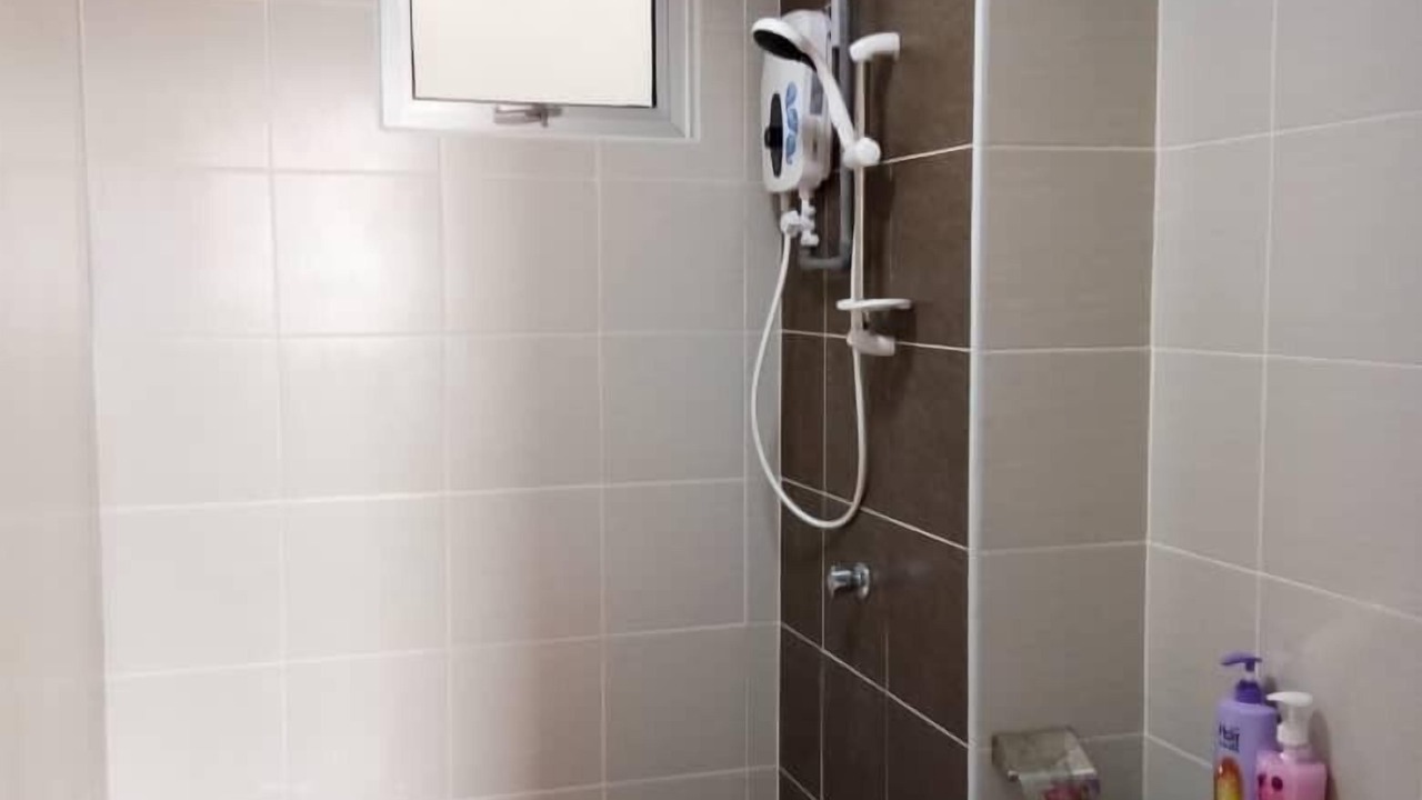 Photo of Bathroom in Kuarters Kampung Pandan