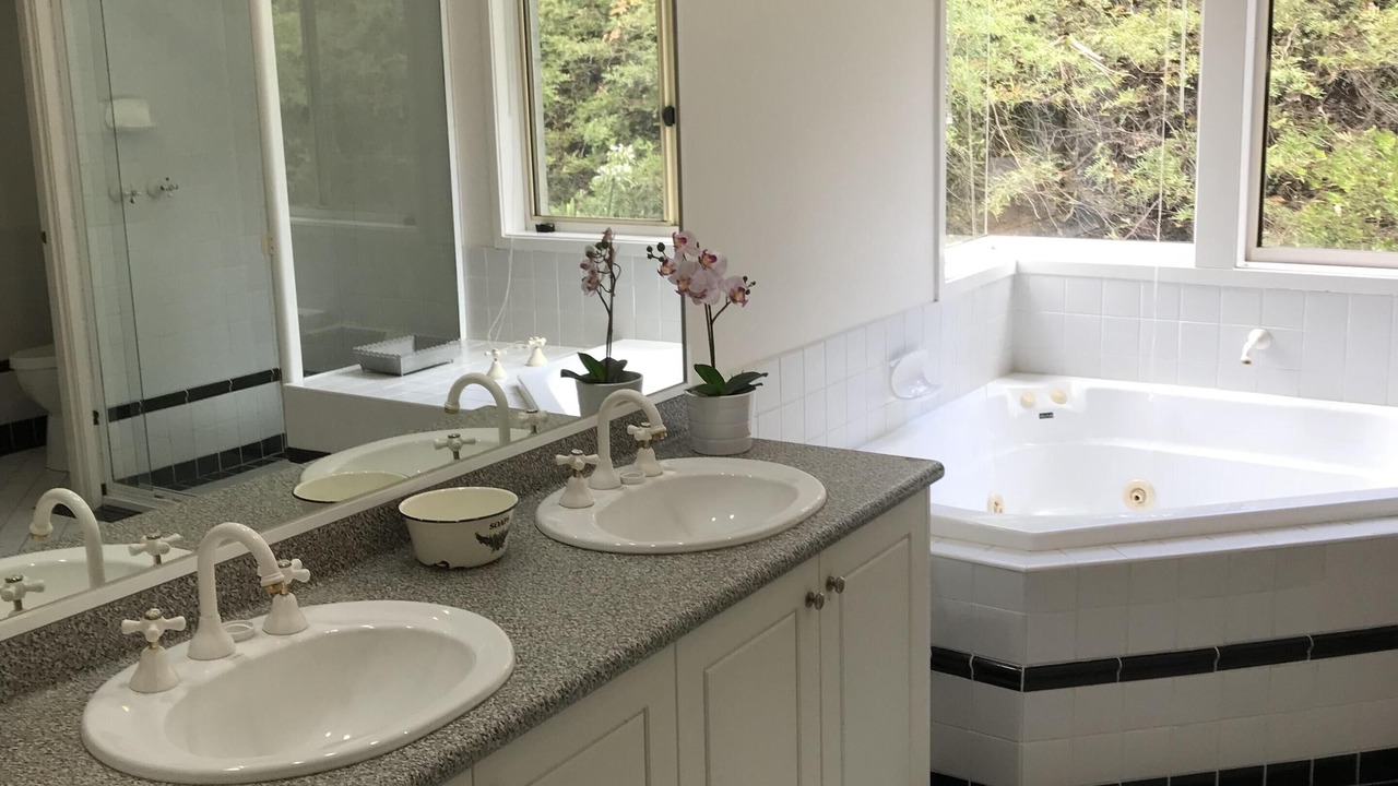 Photo of Bathroom in Kangaroo Valley