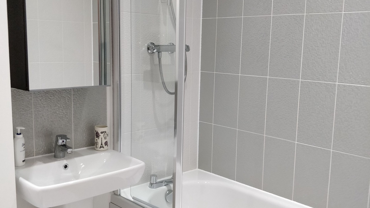 Photo of Bathroom in Didcot