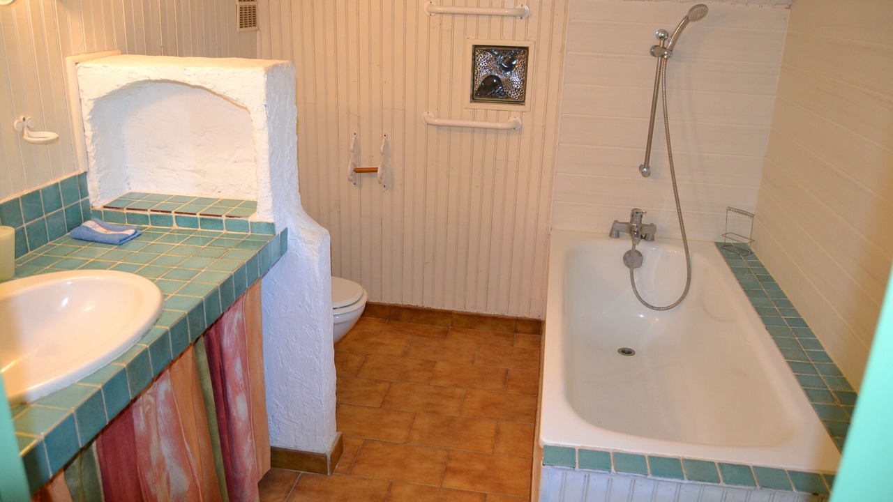 Photo of Bathroom in Hyeres
