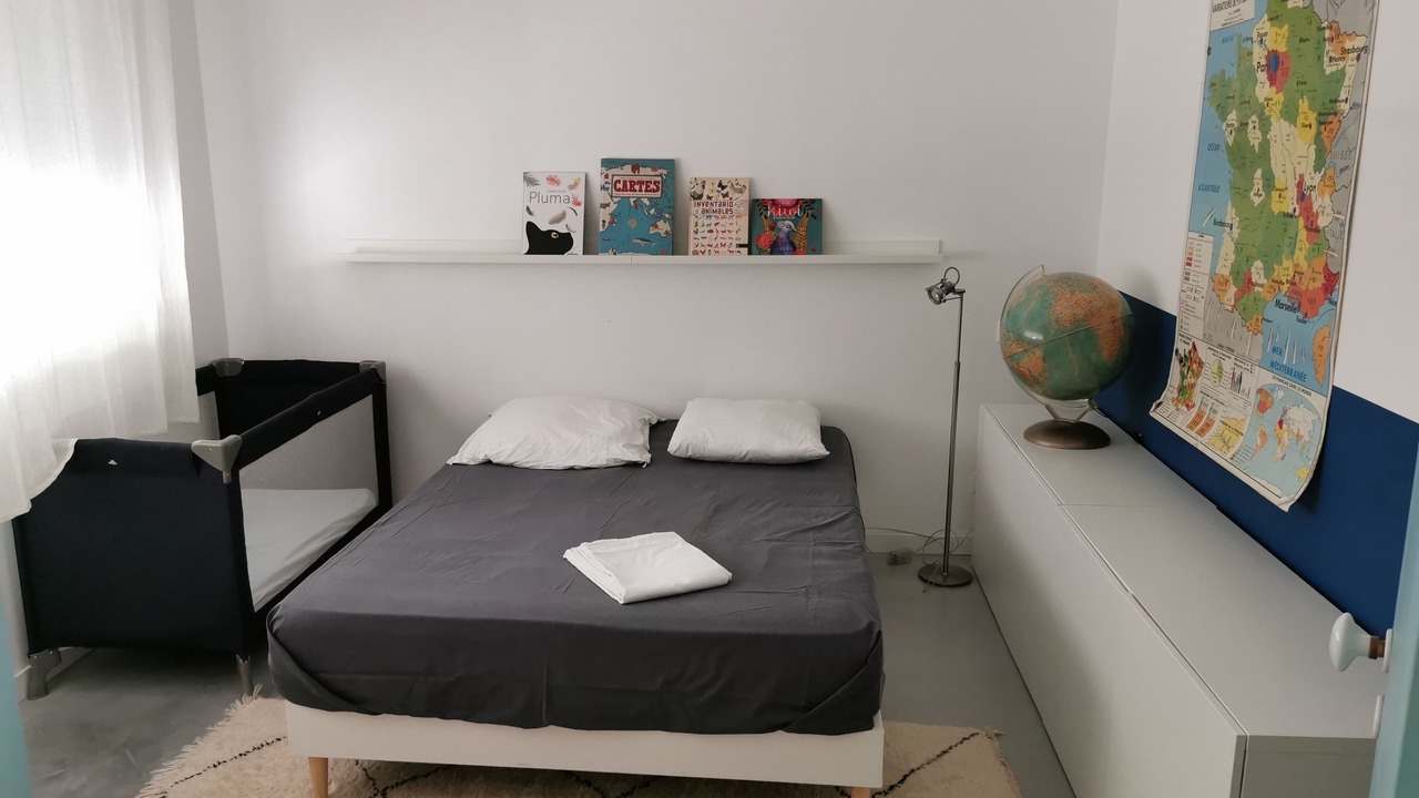 Photo of Bedroom in Beaux Arts-Boutonnet