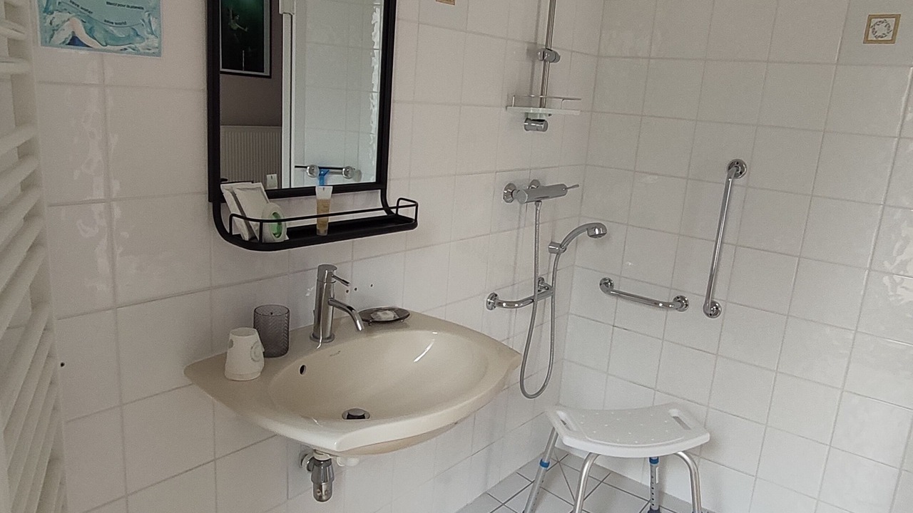 Photo of Bathroom in Latille