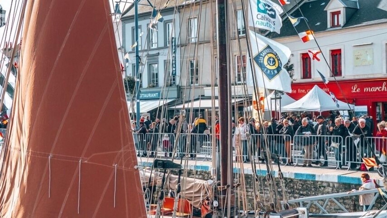 Photo of Others in Port-en-Bessin-Huppain