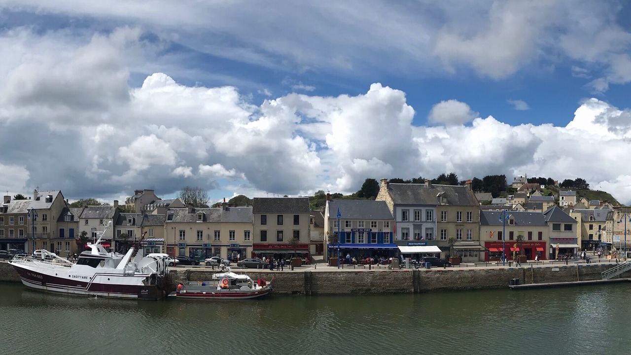 Photo of Others in Port-en-Bessin-Huppain