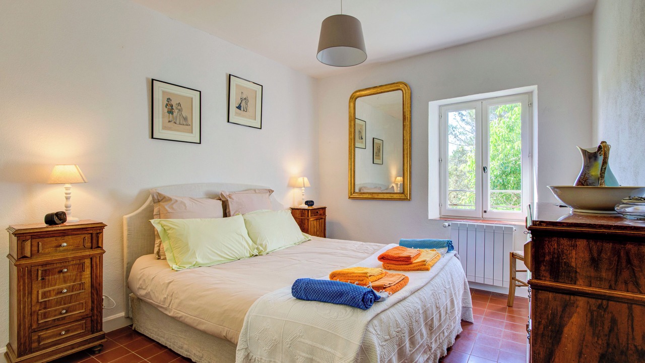 Photo of Bedroom in Cucuron