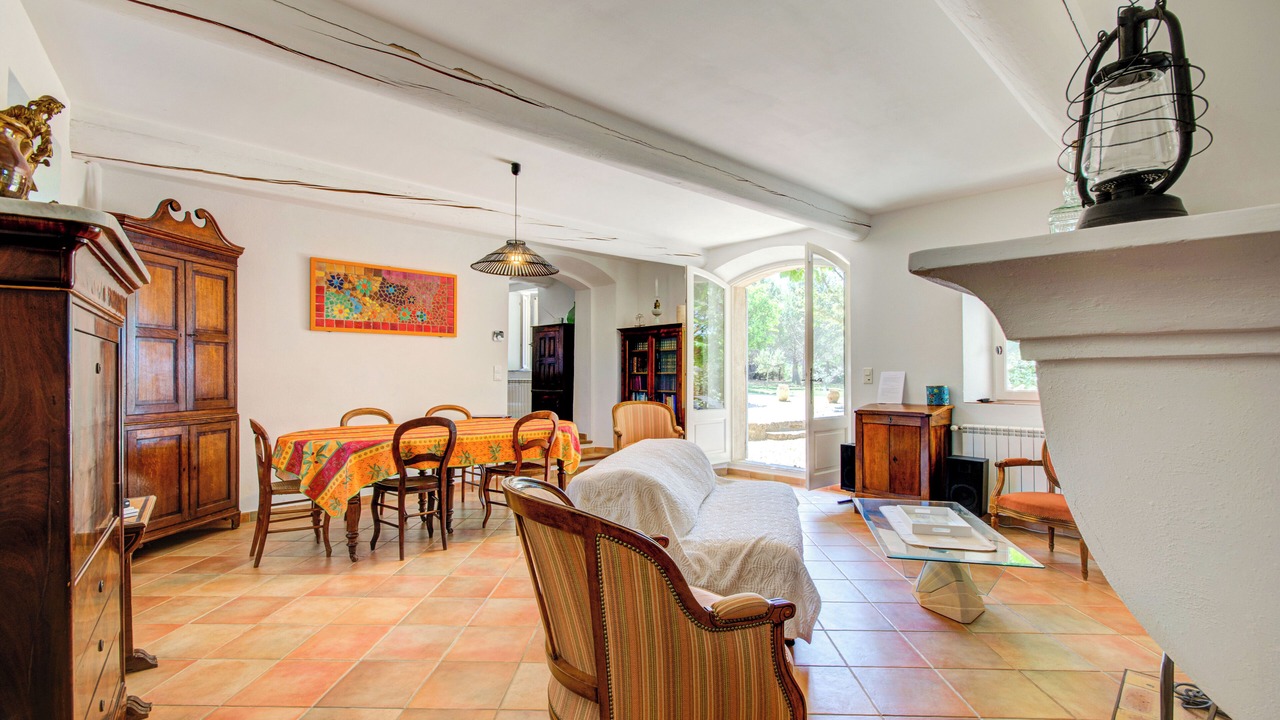 Photo of Livingroom in Cucuron