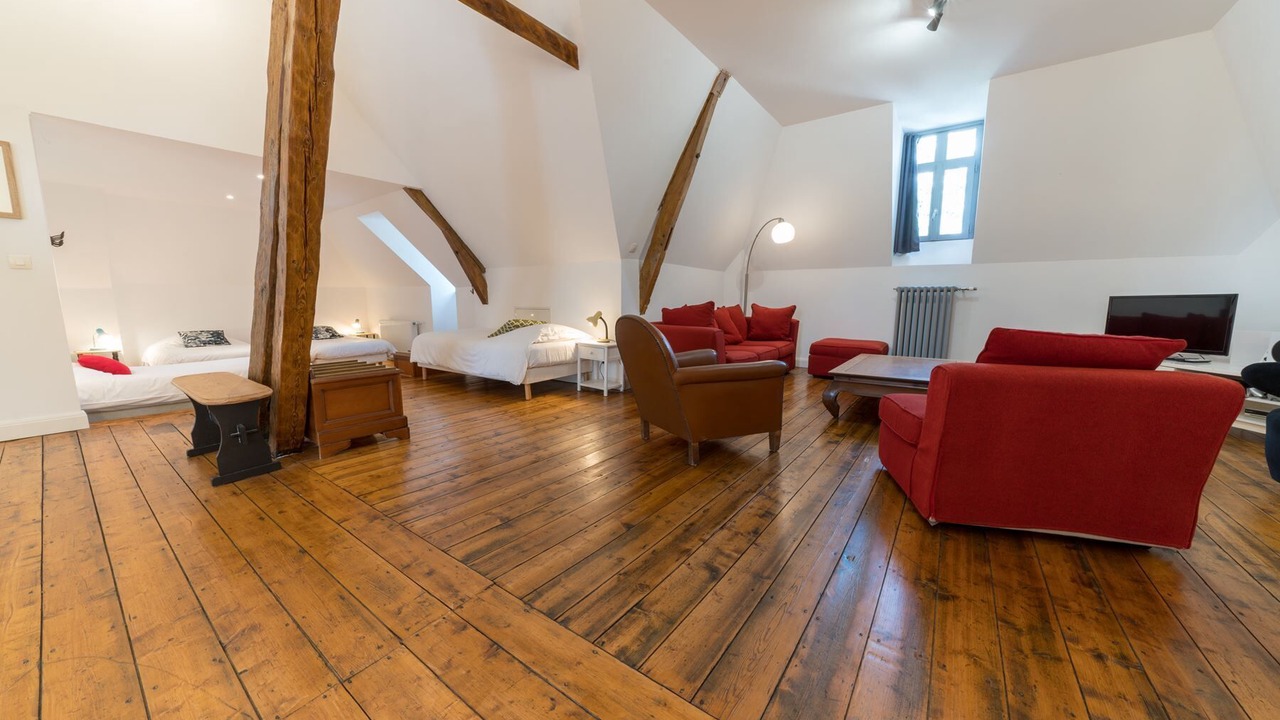 Photo of Bedroom in Neuville-sous-Montreuil
