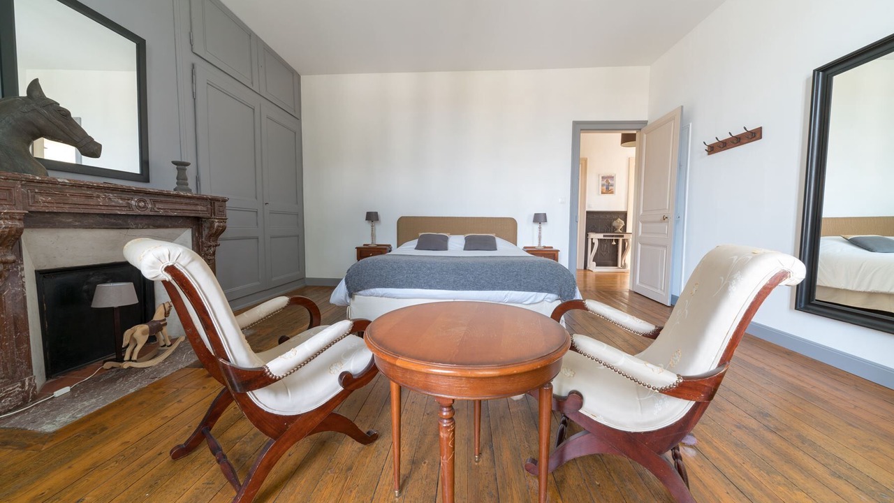 Photo of Bedroom in Neuville-sous-Montreuil