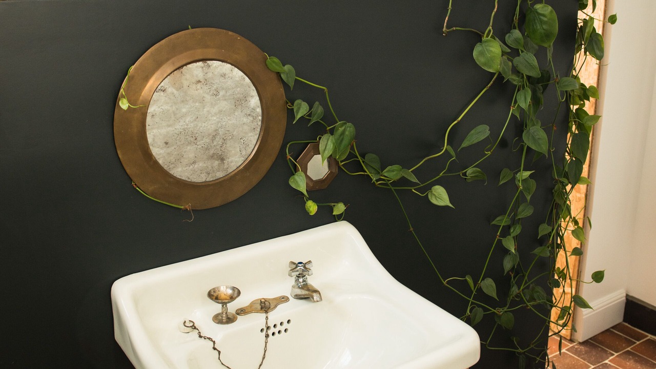 Photo of Bathroom in Woignarue