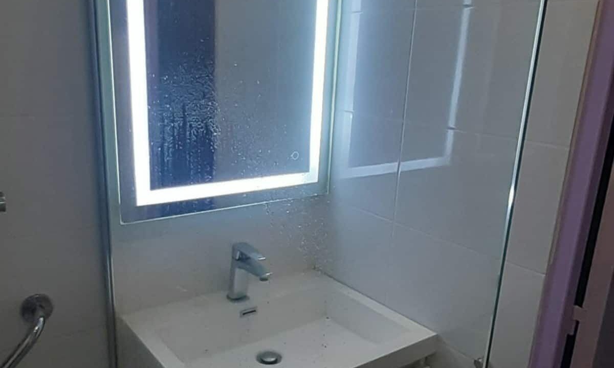 Photo of Bathroom in Golfe Juan