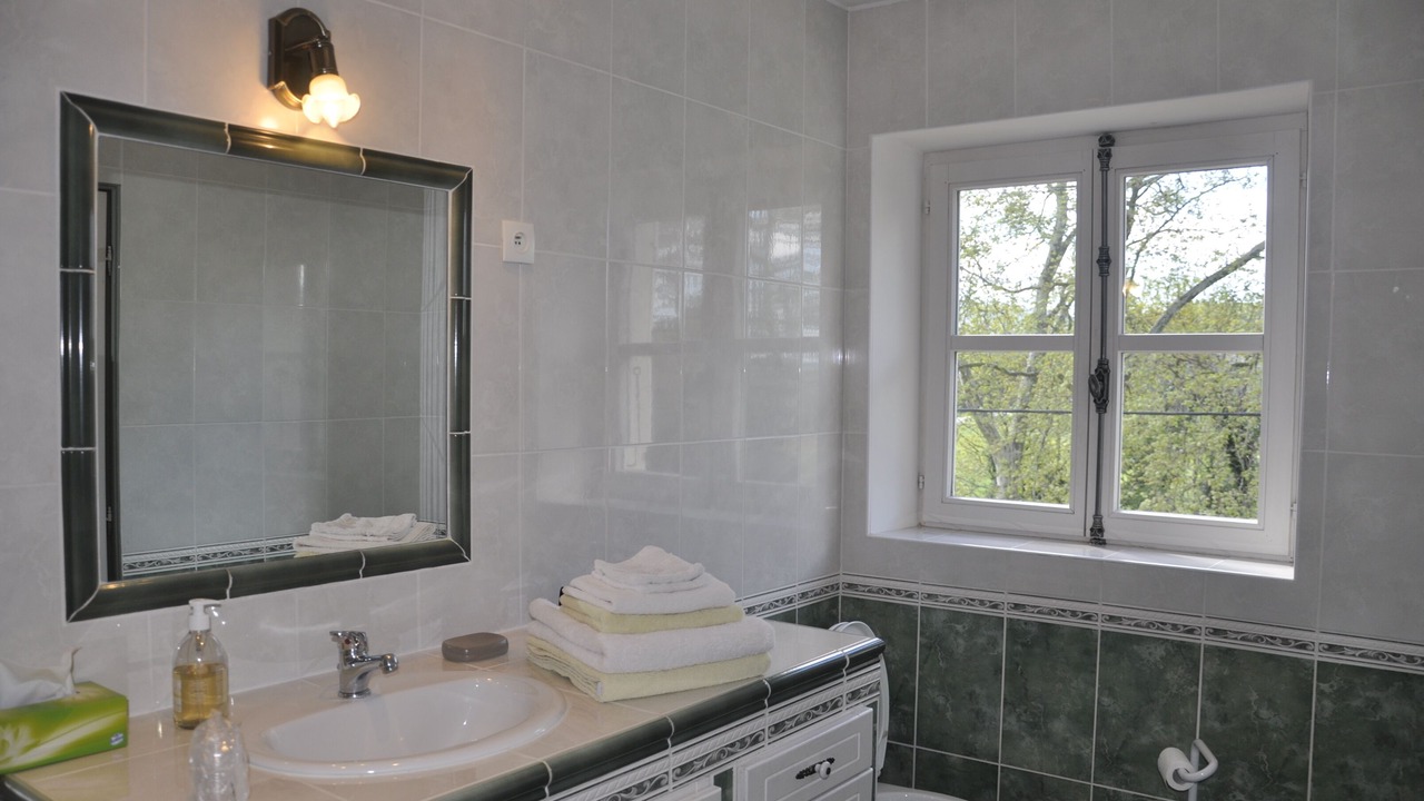 Photo of Bathroom in Charols