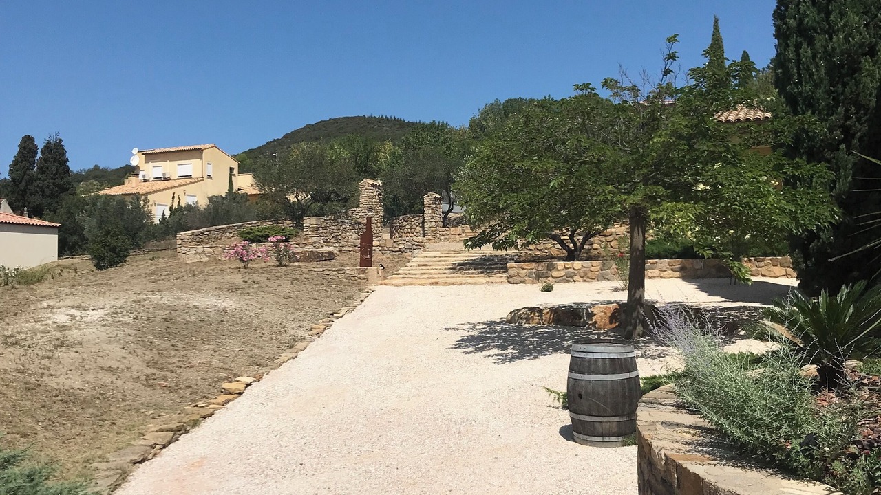 Photo of Outdoor in Peret
