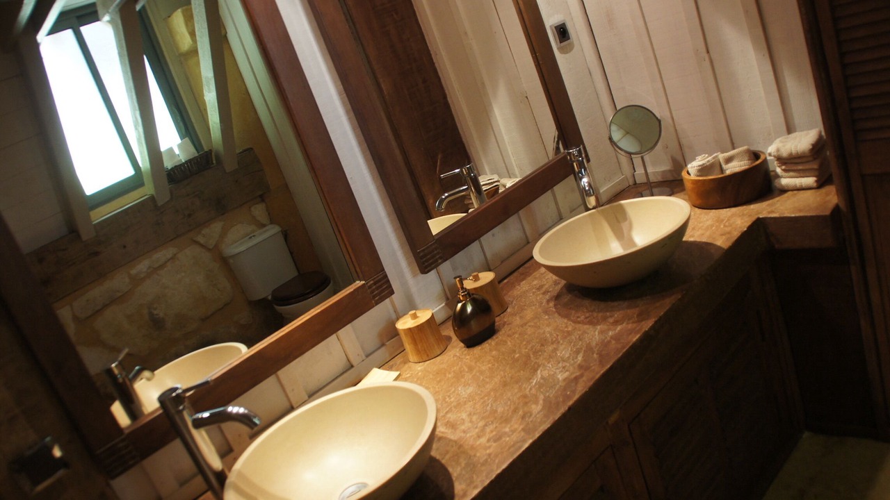 Photo of Bathroom in Clermont de Beauregard