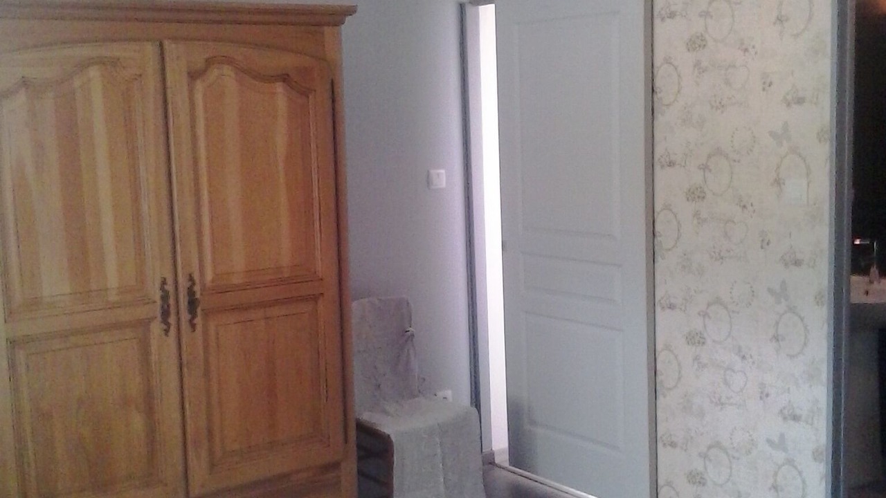 Photo of Bedroom in Bernes