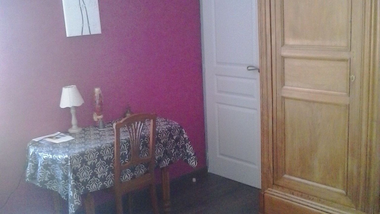 Photo of Bedroom in Bernes