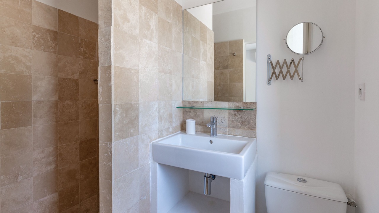 Photo of Bathroom in Margon