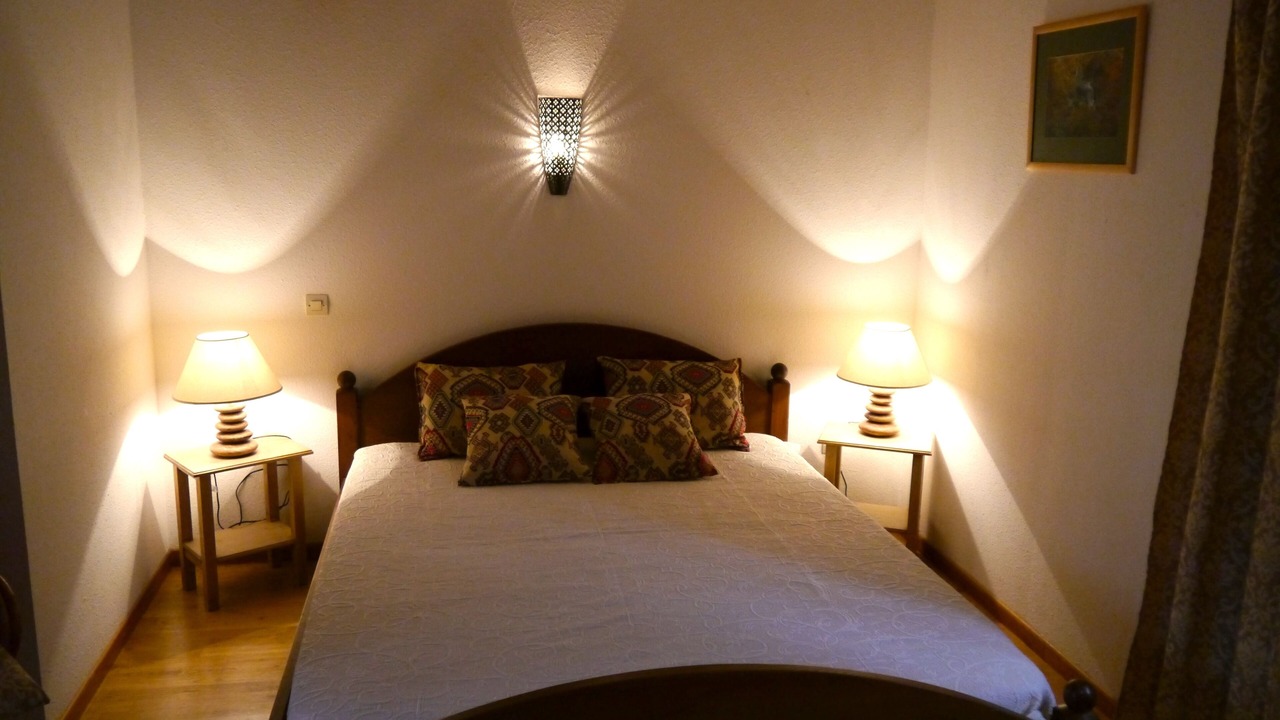 Photo of Bedroom in Oust