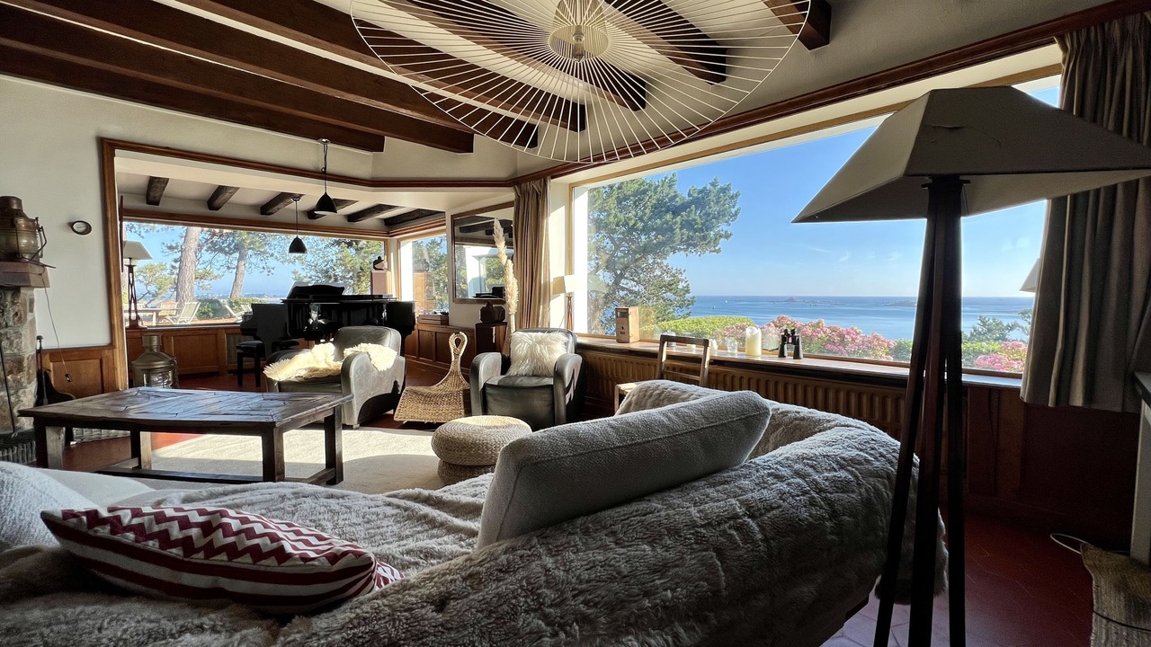 Photo of Livingroom in Carantec