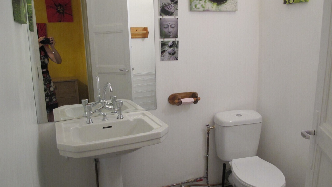 Photo of Bathroom in Moux-en-Morvan