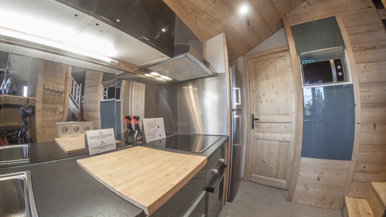 Photo of Kitchen in Pyrenees 2000