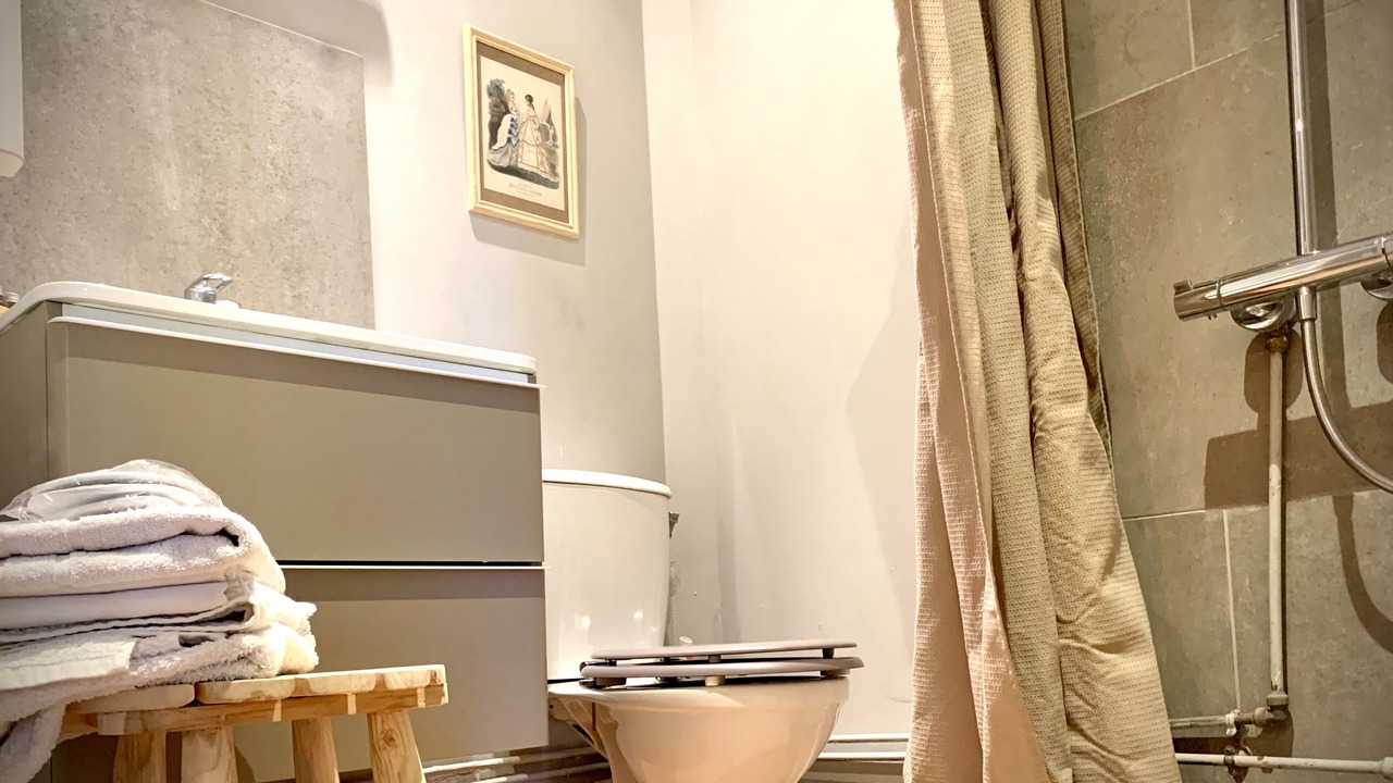 Photo of Bathroom in Montigny-sur-Loing