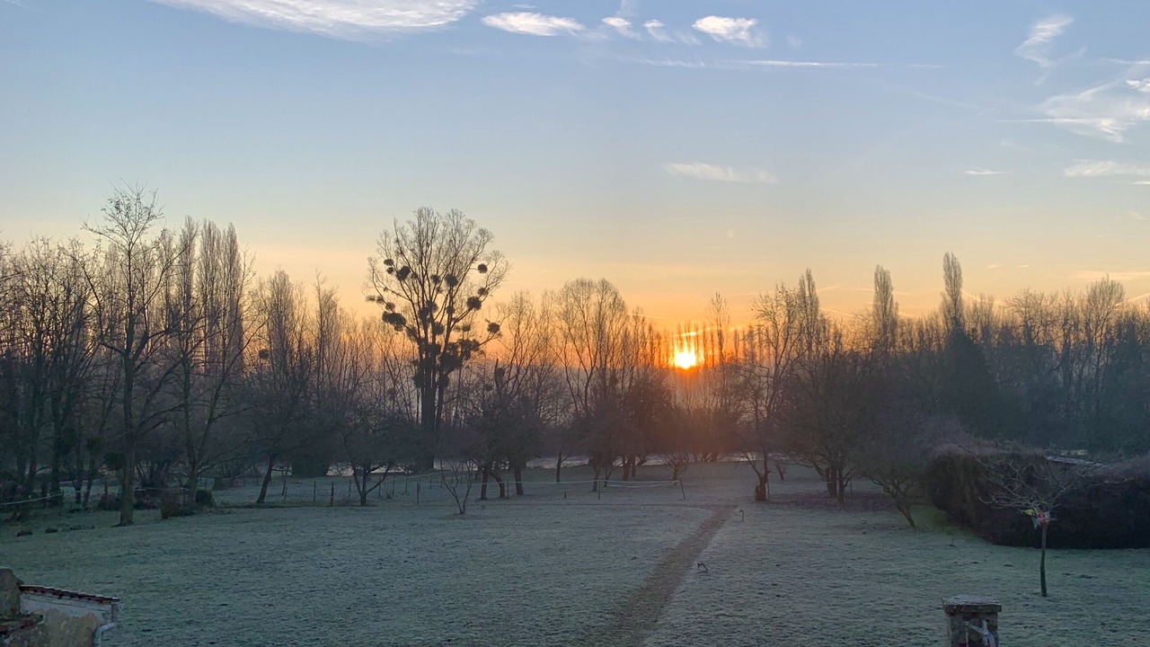 Photo of Others in Montigny-sur-Loing