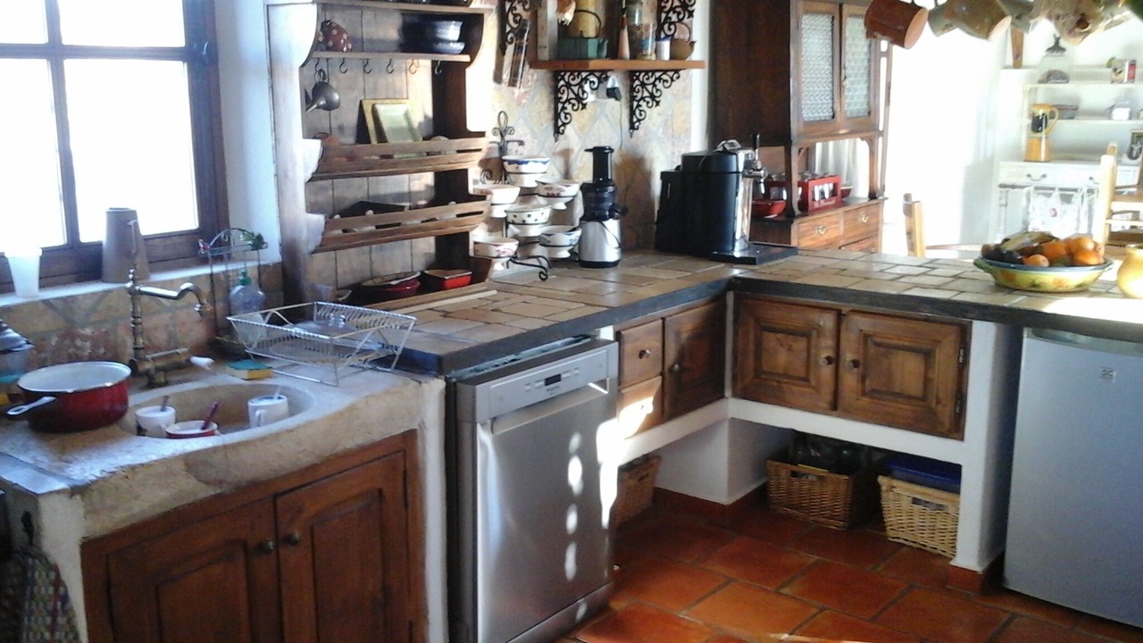 Photo of Kitchen in Revest-des-Brousses